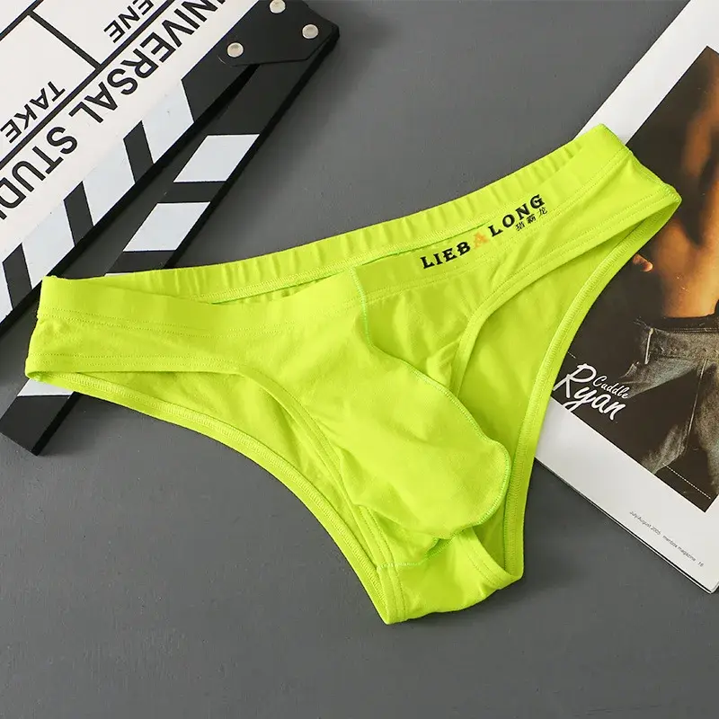 Mens Sexy Underwear Men Cotton Breathbale Mini Briefs Underpants Calzoncillos Cuecas Low Rise Men Bikini Briefs U Pouch Lingerie