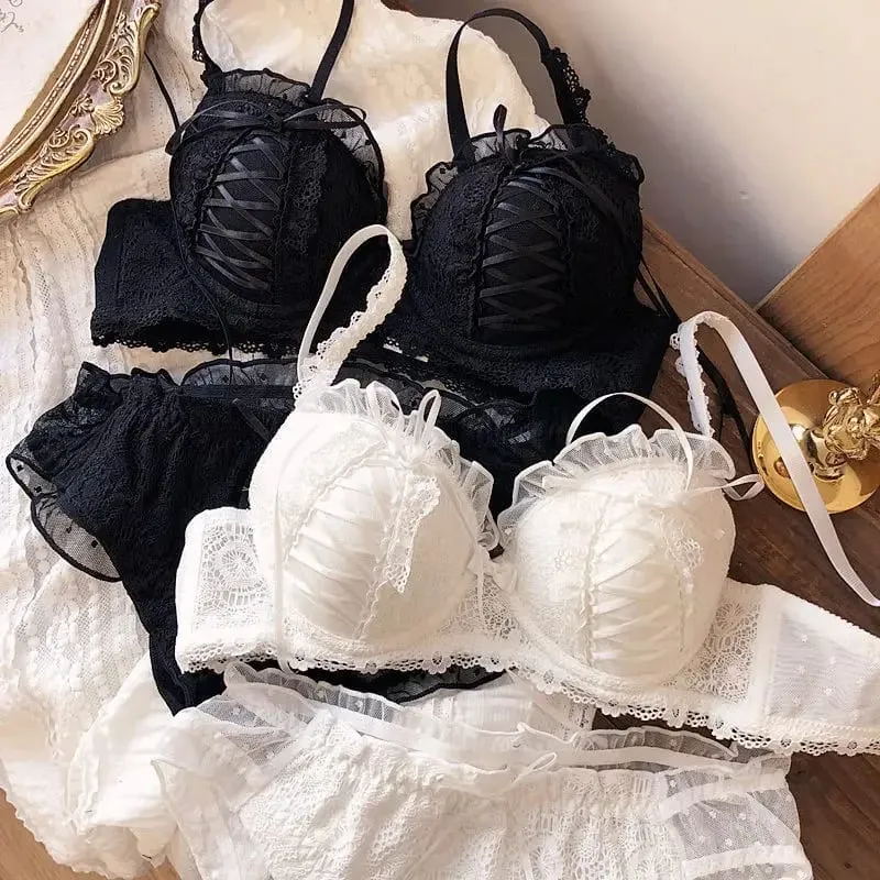 Lace-trimmed lingerie a sexy bra set for women with small breasts that gather and no steel rings