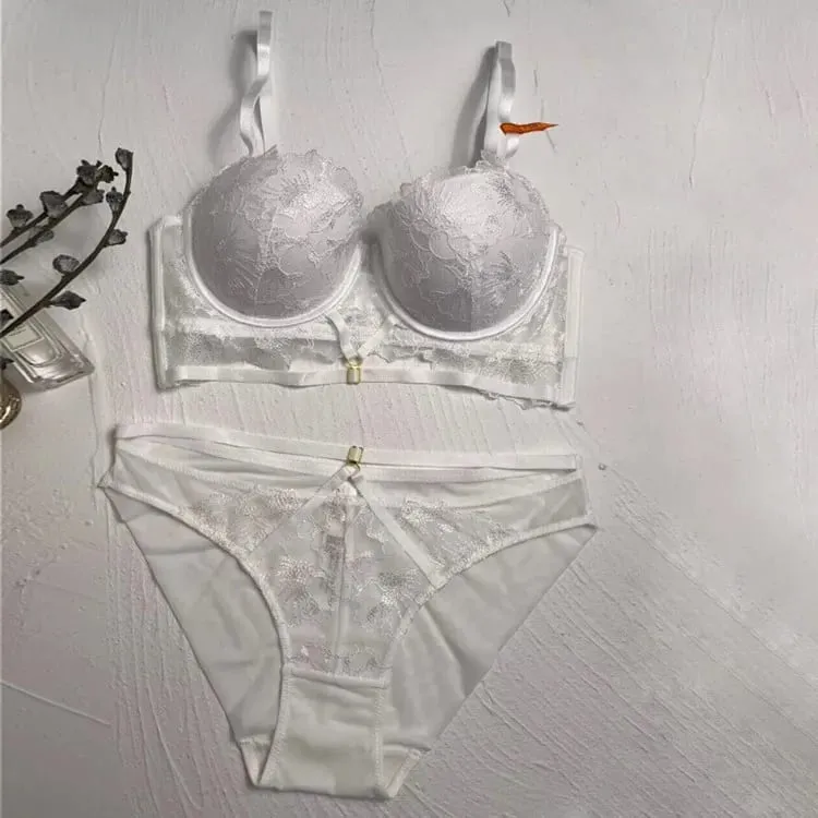 high quality sexy lace women bras and brief two piece set push up B C D cup wire summer lingerie underwear black white purple