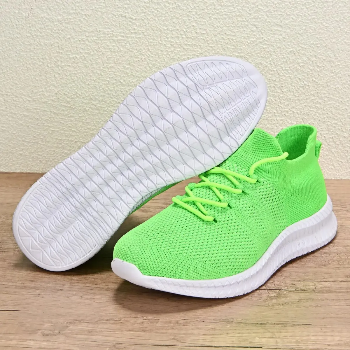 Sneakers Men Shoes Male Shoes Slip-on High Quality Men Fashion Mens Non-slip Shoes Breathable Soft Soled Shoe Non-slip 39-48