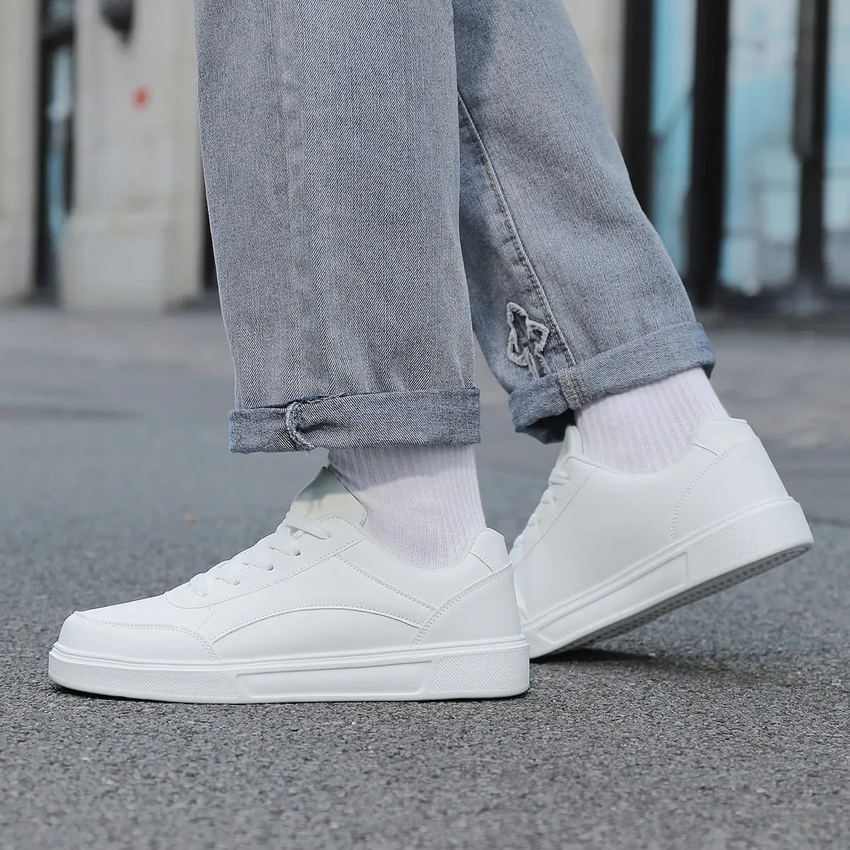 Men's Sneakers New Summer Style Casual Shoes for Couples Lightweight Breathable Wear-Resistant Non-Slip Sports Shoes for Women
