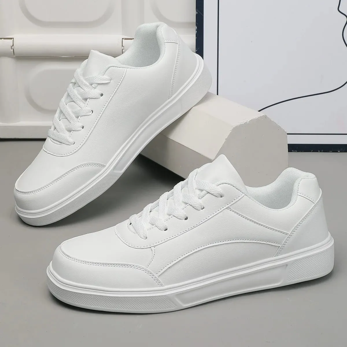 Men's Sneakers New Summer Style Casual Shoes for Couples Lightweight Breathable Wear-Resistant Non-Slip Sports Shoes for Women