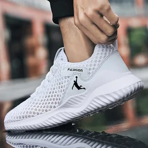 White Man Cheap Shoes Big Size 46 Running Sneakers Unisex Breathable Mesh Sports Shoes Mens Trianers Zapatillas Running Hombre