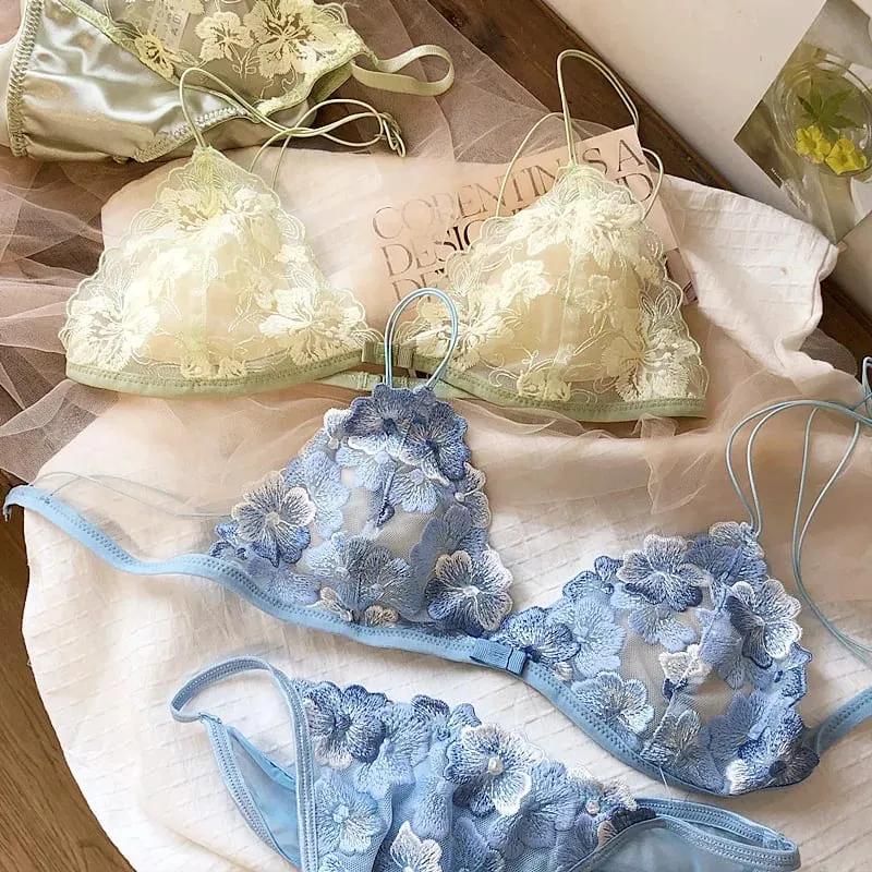 Women Sexy Triangle Cup Lingerie French Ultra Thin Lace Flowers Embroidery Bra Set Young Girl Padded Brassiere and Panties Sets — image 2
