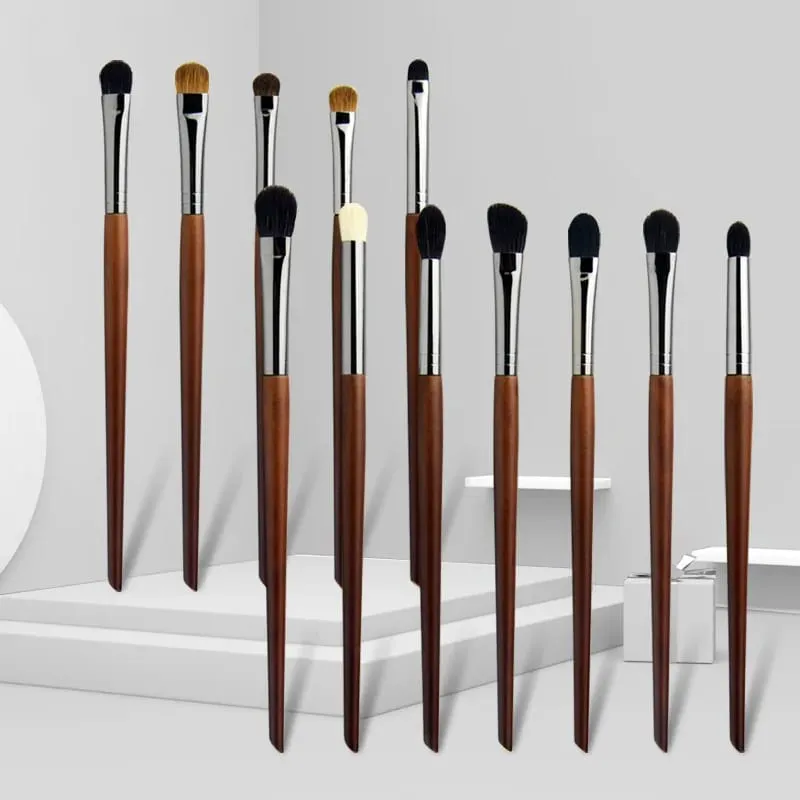 1pc Eye Makeup brushes Eyeshadow make up smudge highlighter crease eyebrow detail smoky eye brush Goat hair — image 2