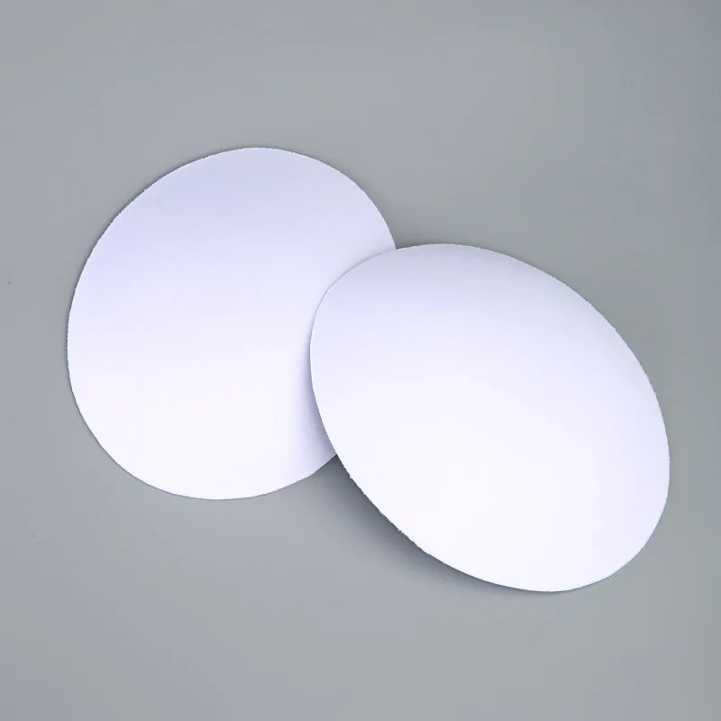 1 pair white