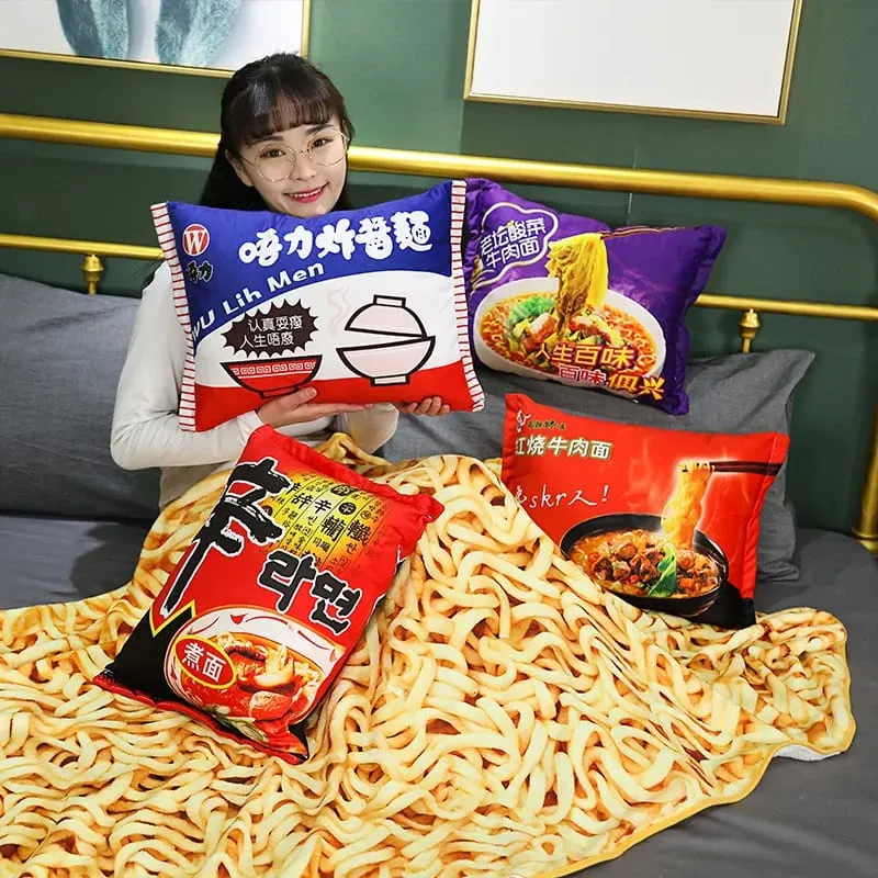 45cm Funny Food Plush Toy Simulation Instant Noodles Plush Pillow with Blanket Stuffed Beef Fried Noodles Gifts Plush Pillow — image 8