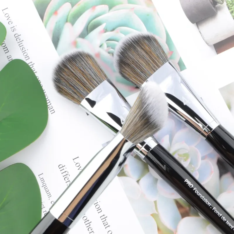 1 piece Pro Foundation #47 Powder foundation Makeup brushes Shadow Make up brush synthetic Hair wood handle — image 5
