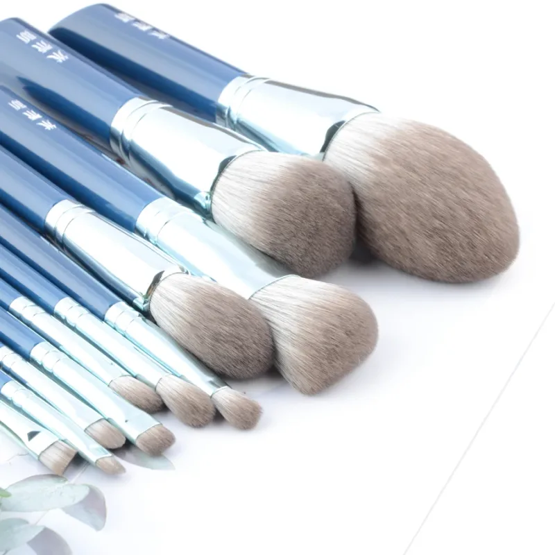 11pcs/Set Blue Makeup brushes Set Foundation Blusher Bronzer sculpting Highlighter Eye shadow eyebrow Make up brush Grey hair — image 6