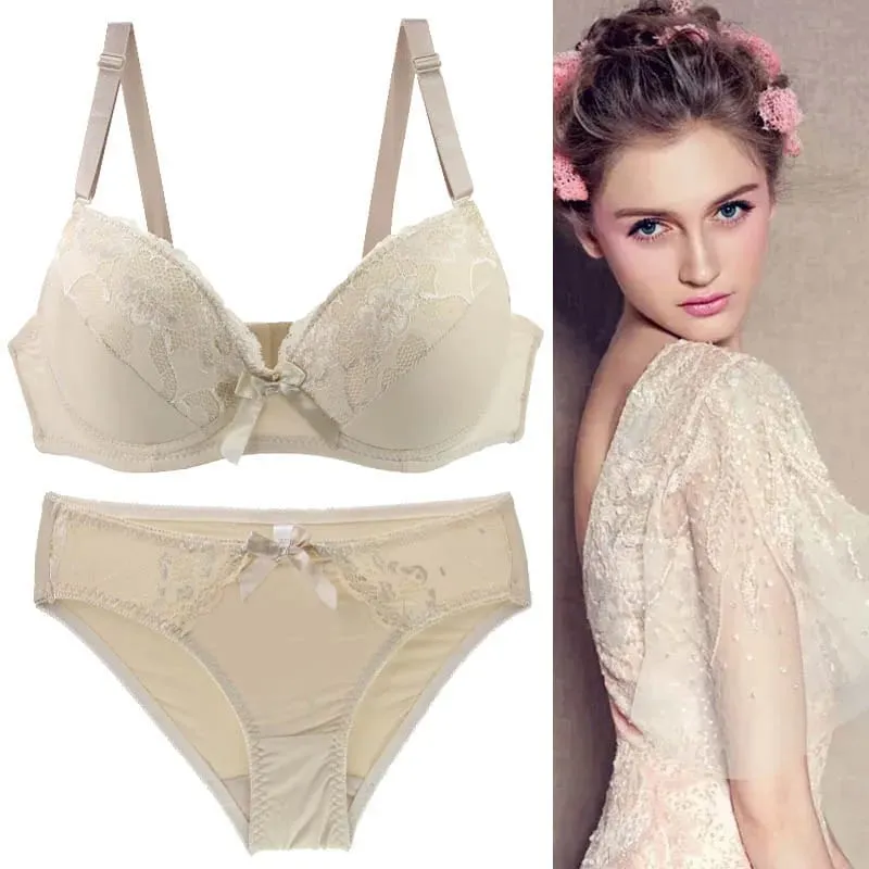2021 New Sexy Push Up Bra Sets Intimates Lace Middle Mold Cup Thongs Underwear Solid Bow 70-105 BCDE Female Plus Size Lingerie