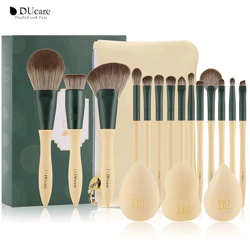 DUcare Makeup Brush Set 14Pcs with 3Pcs Makeup Spong & Cosmetic Bag - Professional Kabuki Foundation Blending Eyeshadow Brushes