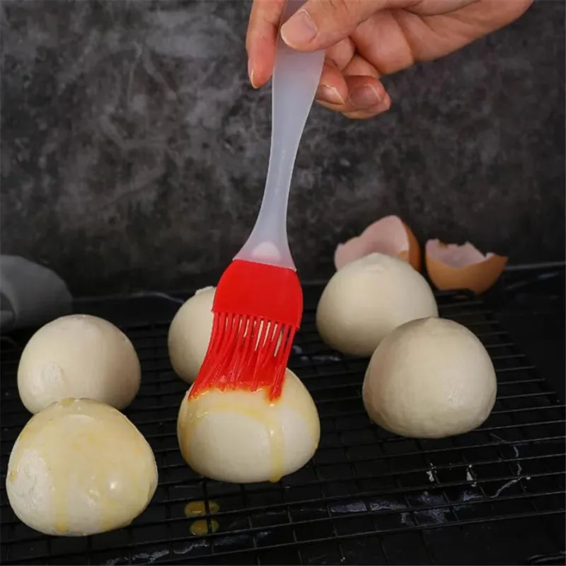 1pc/3pcs Tong&Oil Brush&Silicone Spatula Cookware Utensils Food Grade Cooking Clamp Kitchen Home Salad Serving BBQ Tool Scraper — image 7