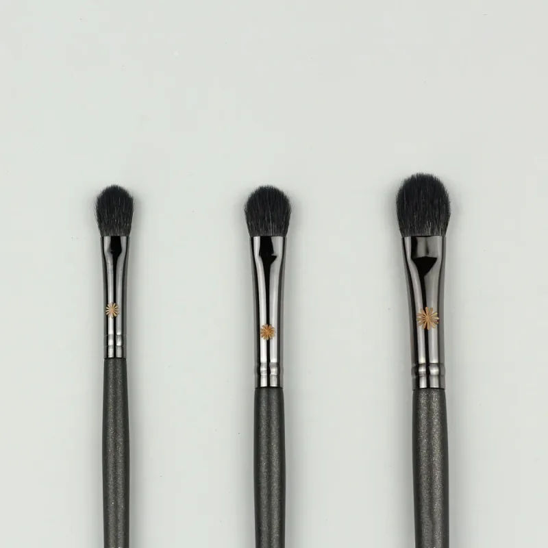 1pc Goat hair Basic Eyeshadow Makeup Brushes small Eye Blending shadow base Big Nose Make up brush animal hair 205a 206a 207a — image 4