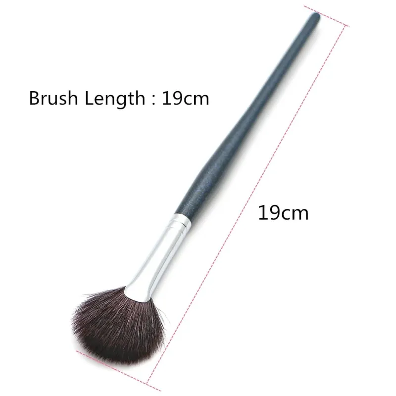 Fan Brush Highlighter Natural Goat Hair High Quality Makeup Brushes — image 3