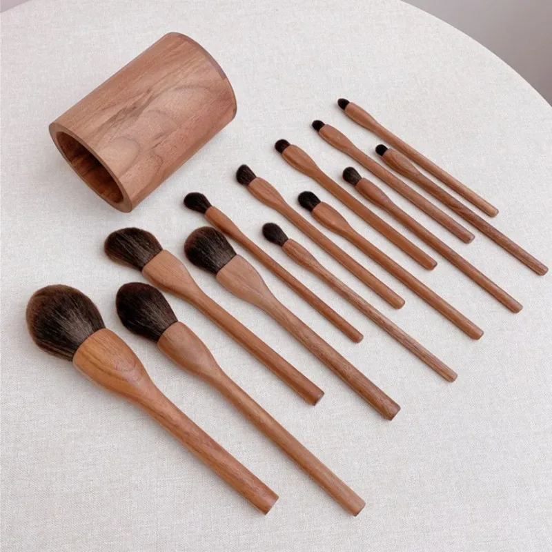 Wood Makeup Brushes Set Cosmetic Powder Blush Foundation Sculpting Eye Shadow Professional Beauty Make Up Brush — image 3