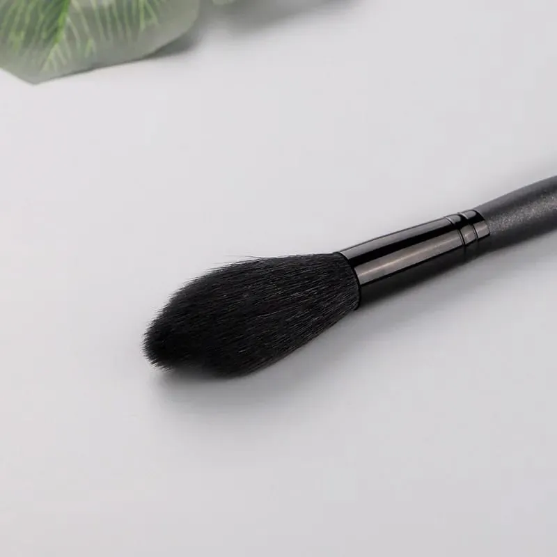 Chichodo 1 Piece Buffing makeup brushes Highlighter Wood handle Blusher Powder contour Make up brushes Goat Hair — image 2