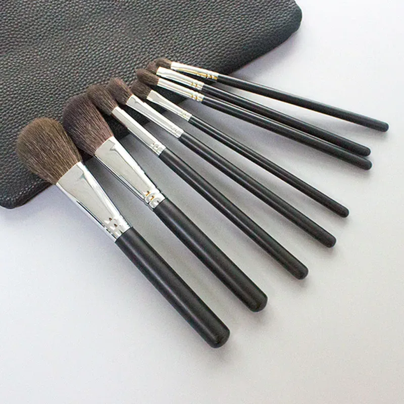 Professional Handmade Makeup Brushes Set Soft Blue Squirrel Goat Hair Face Powder Contour Eye Shadow Brush Make Up Brush Kit