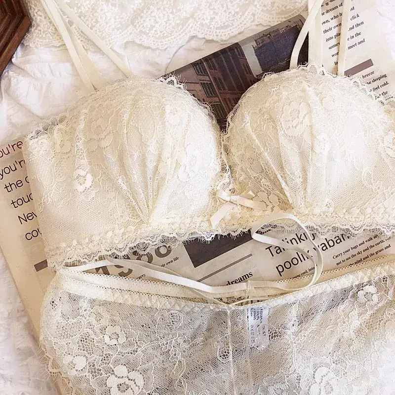 AB Cup zagęścić bezszwowe seksowne komplety biustonoszy dla kobiet moda Push Up bez fiszbin bielizna bez ramiączek biustonosz i majtki solidna koronka — image 2