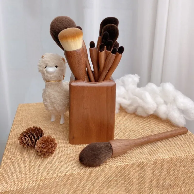 Wood Makeup Brushes Set Cosmetic Powder Blush Foundation Sculpting Eye Shadow Professional Beauty Make Up Brush — image 5