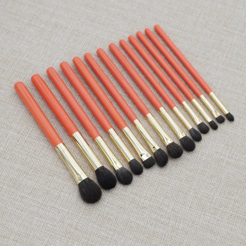 Professional Handmade Makeup Brushes 1PC Blue Squirrel Hair Goat Hair Eye Shadow Blending Eyeliner Eyebrow Brush Make Up Brush