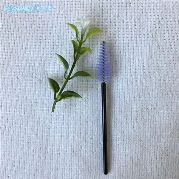 200 pcs Wholesale Water Drop Shape Nylon Material Mix Color Lashes Makeup Brushes Eyelash Extension Tools Eyelashes Brushes