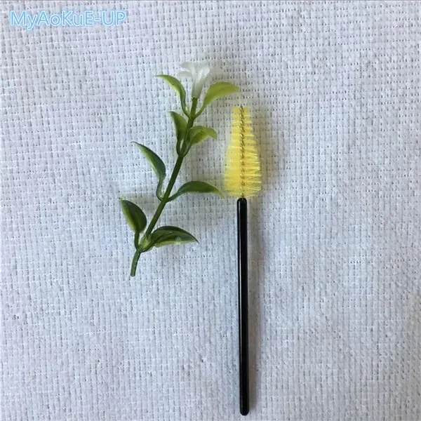 200 pcs Wholesale Water Drop Shape Nylon Material Mix Color Lashes Makeup Brushes Eyelash Extension Tools Eyelashes Brushes