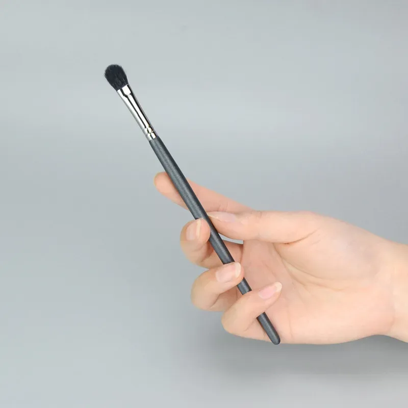 1pc Goat hair Basic Eyeshadow Makeup Brushes small Eye Blending shadow base Big Nose Make up brush animal hair 205a 206a 207a — image 8