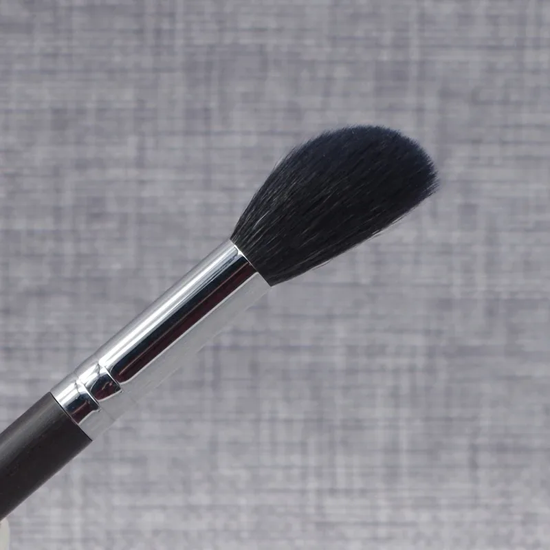 GP02 Professional Handmade Makeup Brushes Soft Saikoho Goat Hair Angled Contour Blush Brush Ebony Handle Make Up Brush