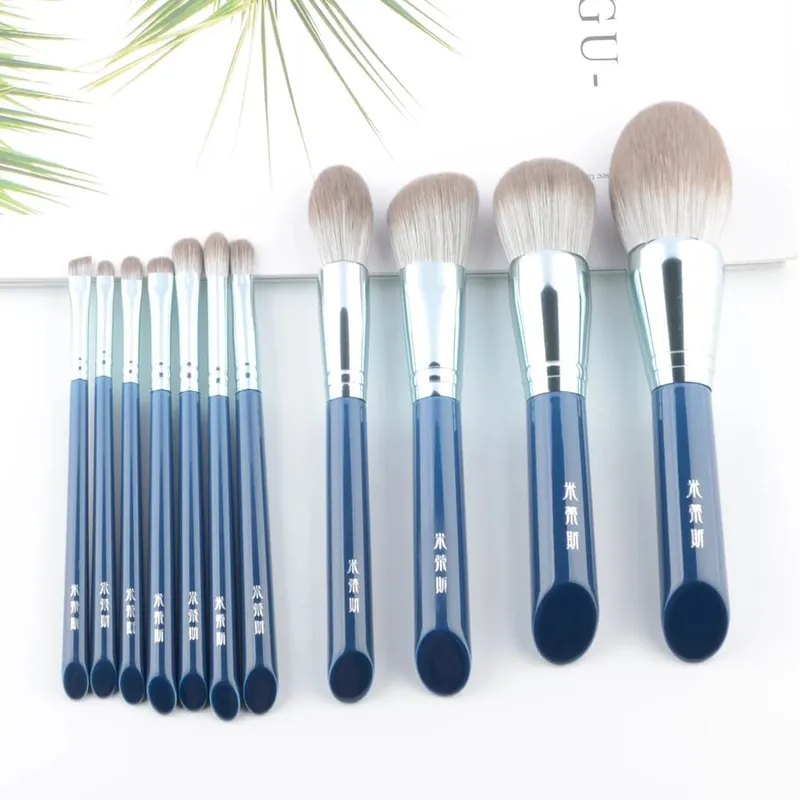 11pcs/Set Blue Professional Makeup brushes Set Foundation Blusher sculpting Highlighter Eye shadow eyebrow crease Make up brush — image 3