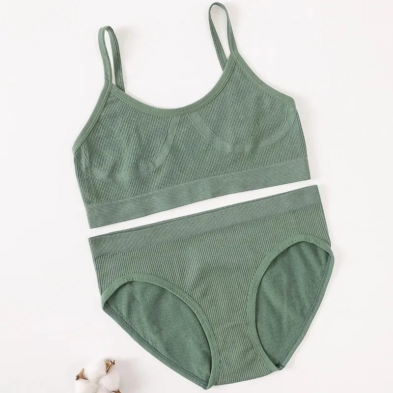 Briefs green