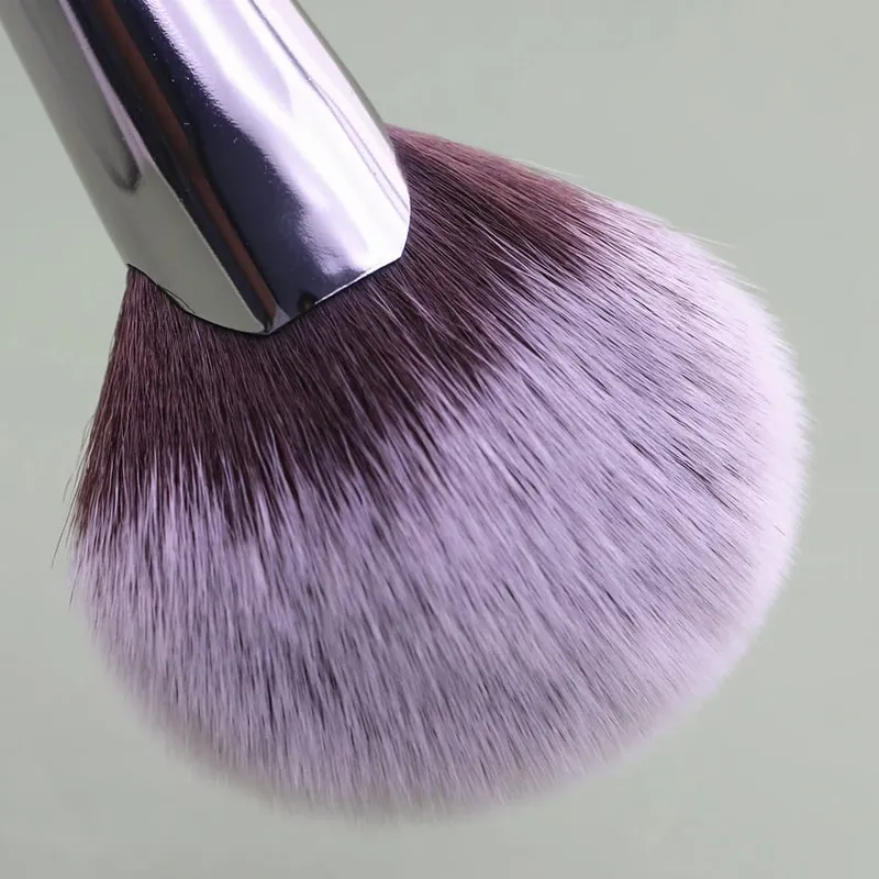 Sywinas Fan Brush Highlighter Soft Face Beauty Painting Powder Foundation Blush Bronzer Blending Makeup Brushes — image 6