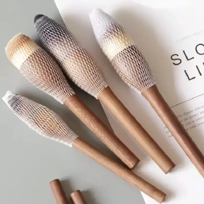 New Retro Wood Handle Makeup Brushes Super Soft Walnut Loose Powder Blush Foundation Contour Brush Cosmetic Makeup Tools — image 4