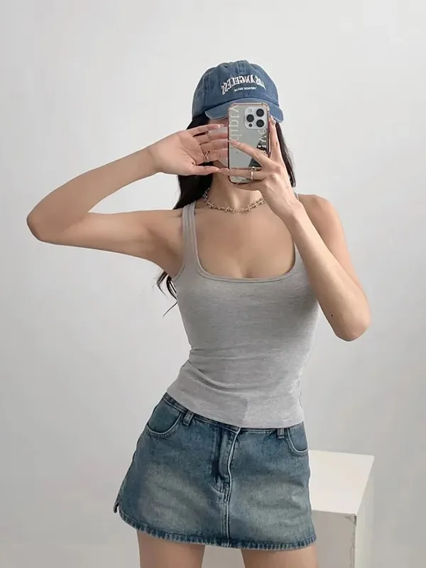 Women's Sculpted Square Neck Tank Top Summer Slim Fit Workout Athletic Crop Tops for Women — image 9