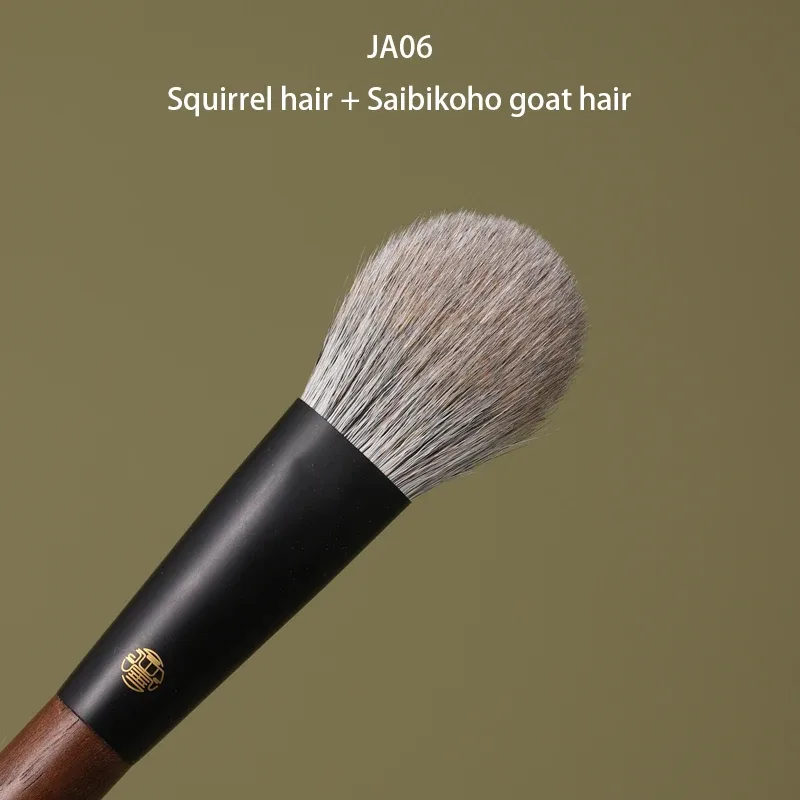 Professional Handmade Makeup Brushes 1PC Soft Squirrel Fox Horse Goat Hair Flat Round Blush Brush Walnut Handle Make Up Brush — image 7