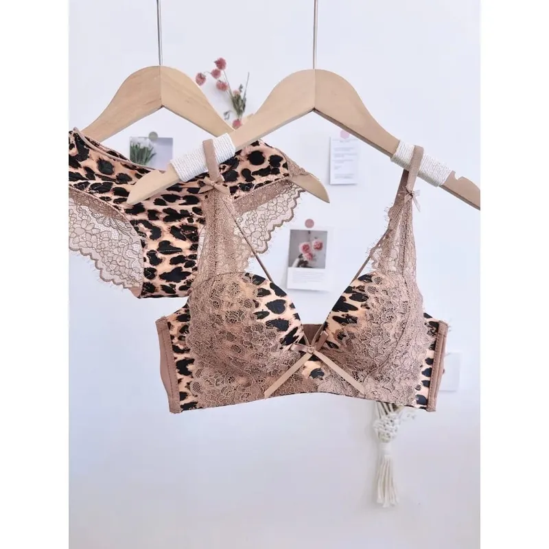 Vendita calda set reggiseno push-up incrociato con stampa leopardata senza fili senza cuciture anti-cedimento lingerie intimo sexy per le donne — image 11
