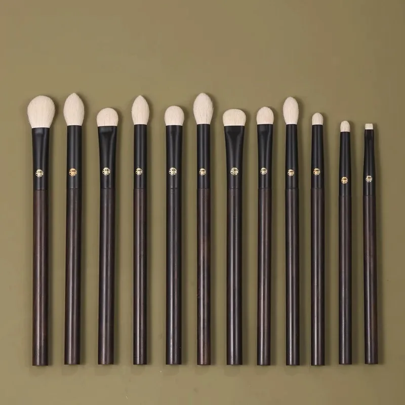 Limited||Professional Handmade Makeup Brushes 1PC White Lynx Hair Eye Shadow Blending Brush Ebony Handle Make Up Brush