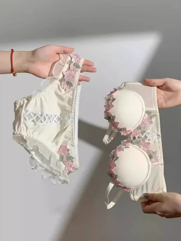 Japanese Kawaii Bralette Set for Small Bust Summer Wireless Lingerie Ultra-Thin Pure & Sensual Snug Fit Bra No Steel Rings — image 2