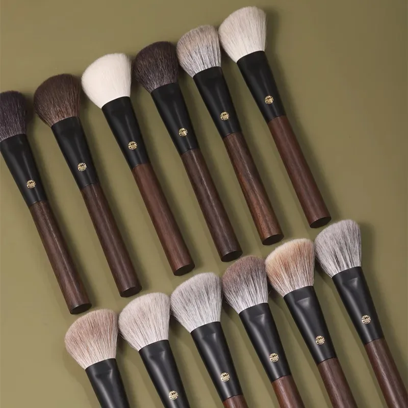 Professional Handmade Makeup Brushes 1PC Squirrel Fox Horse Goat Hair Angled Contour Brush Walnut Handle Make Up Brush — image 3
