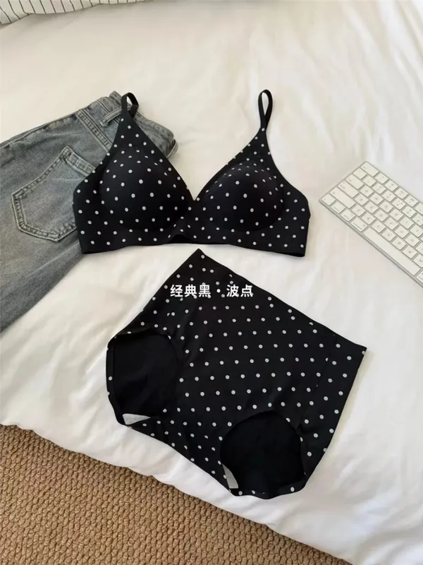 アメリカンレトロ水玉ランジェリーセットシームレスディープ V ブラジャーワイヤレスゼリーソフトサポート抗たるみセクシーな慰安婦 MOYISU ブラジャー — image 13