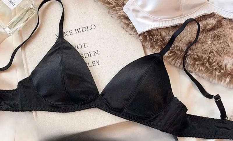 French Style Satin Triangle Cup Bra Set Women Sexy Thin Wireless Seamless Lingerie Light Lift Comfort Brassiere Underwear 32-38