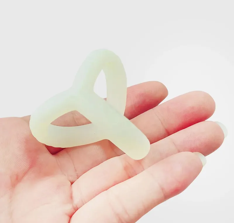 Newest Cock Rings Luminous Durable Reusable Silicone Penis Enlargement Sex Toys for 18+ Male Delay Ejaculation Scrotum Lock Ring — image 3