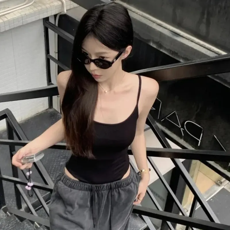 Ny udhulet tanktop med åben ryg og elegant polstret åndbar ærmeløs top dame bodysuit