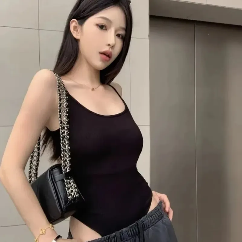 Ny udhulet tanktop med åben ryg og elegant polstret åndbar ærmeløs top dame bodysuit
