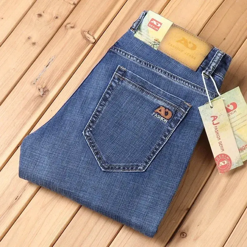 2025 Brand New Men's Slim Thin Jeans Retro Light Blue Cotton Stretch Denim Pants Male Fashion Casual Brand Trousers
