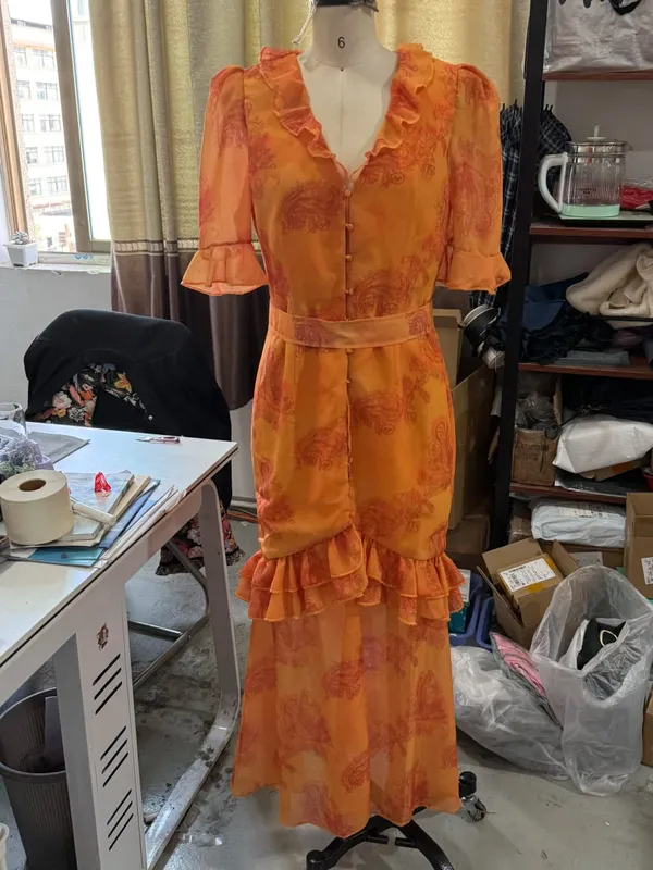 Abito lungo in chiffon con stampa floreale da donna Abito romantico con scollo a V profondo con maniche svolazzanti Abito alto e basso in pizzo 2026 Abito elegante da donna estivo — image 8