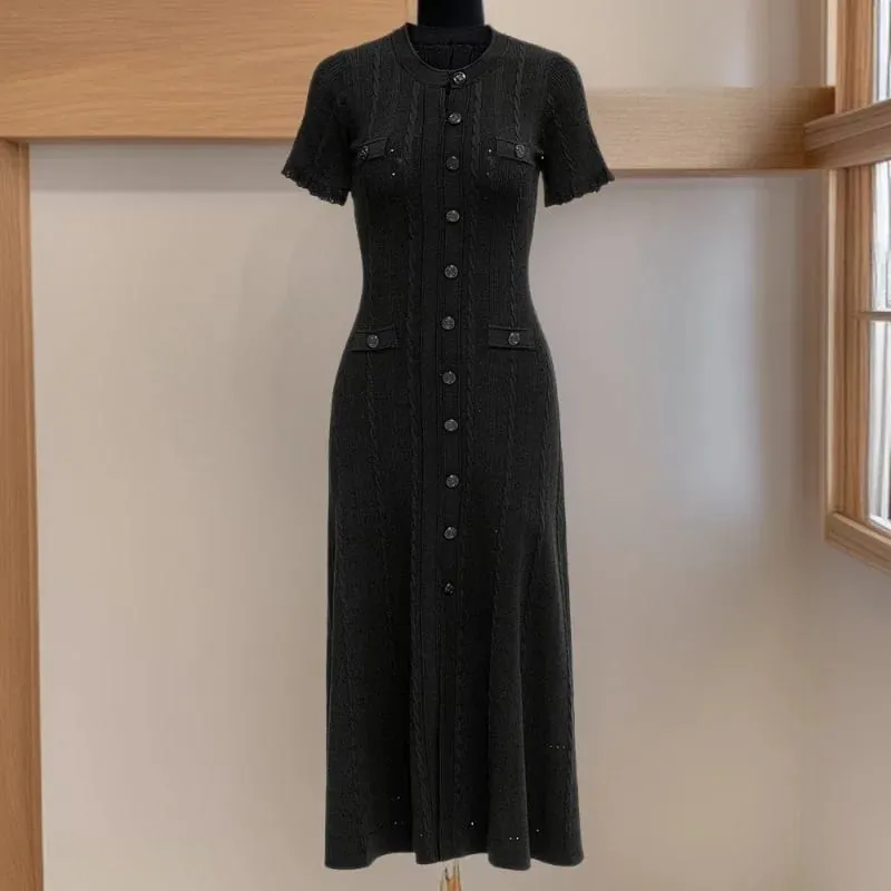 Pakaian Panjang Berkait Gaya Perancis Leher bulat Berongga keluar Skirt Tepi Kayu Elegan Musim Gugur Mewah Wanita Fesyen Pakaian One Piece