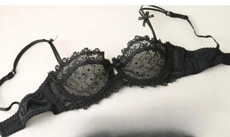 Letní bílá krajková podprsenka sada spodního prádla ultratenká prodyšná průhledná síťovina sexy hluboká V bezdrátově push up dámské spodní prádlo — image 9