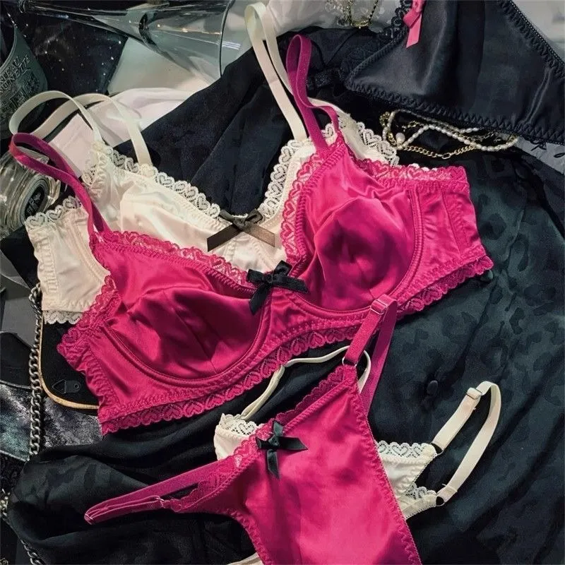 Femmes ensemble de sous-vêtements en soie glacée Sexy dentelle voir à travers soutien-gorge Push Up ensemble été printemps rassemblé respirant Lingerie et culotte