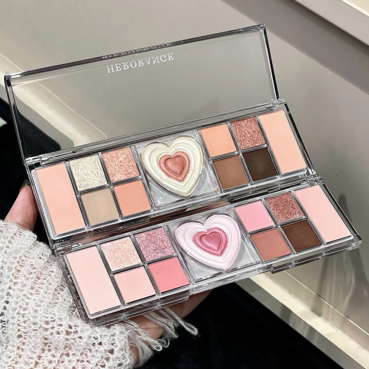 Palet Rias Mata Aprikot Teh 12 Warna Palet Eyeshadow Saturasi Rendah Mutiara Matte Berkilau Warna Bumi Kecantikan Eye Shadow — image 4