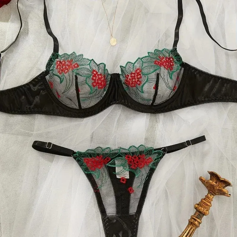 2-piece women's black comfortable lightweight semi transparent lingerie set Fancy Lingerie Floral Lace Bra Set Luxury Underwear